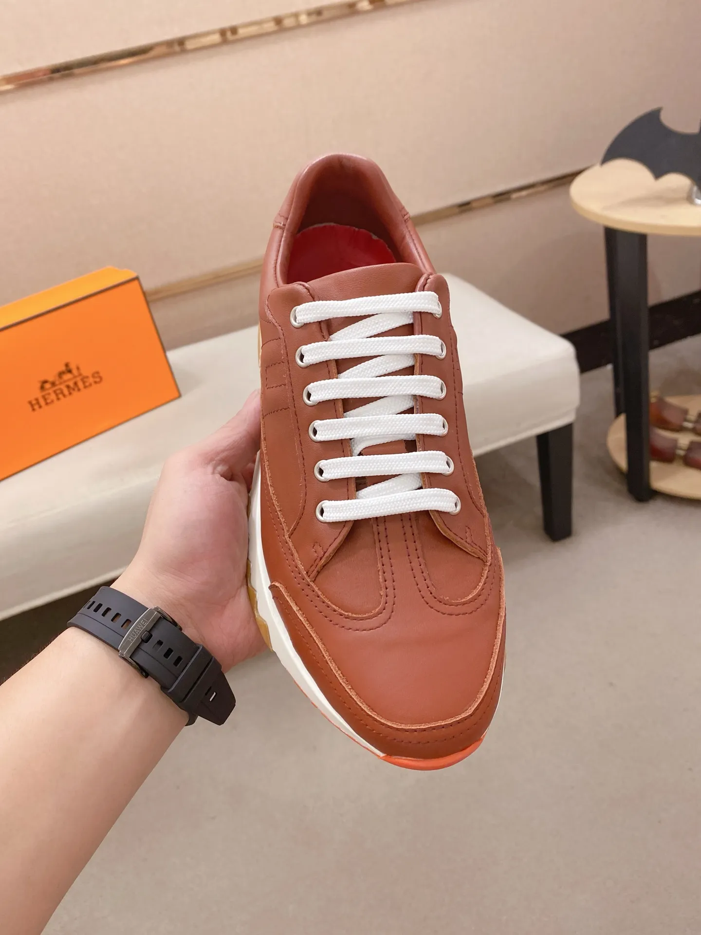 Ex-factory price: 500💰《HERMES》【Classic original single version】Hermès; top 🔝purchasing agent🔍🔍men's latest 🇺🇸sold simultaneously, original imported from Italy ▲▲first-layer cowhide ▲▲ (high-end, nobility and class) ) Exquisite workmanship (Italian 🇮🇹 imported water-dyed 🐂 cowhide lining) sole: original sole provided by the original factory, ⚠️exclusive double-layer activity·TPR·rubber·combined molded outsole; super comfortable·wear-resistant·non-slip·environmental protection The real thing is more beautiful when photographed in kind (high quality, following orders), you can come in and out at will * Number of yards: 38·39·40·41·42·43·44# (can be customized 45.)